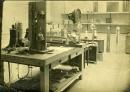 Laboratoires -  Chez le duc de Broglie à Paris, années 1930 